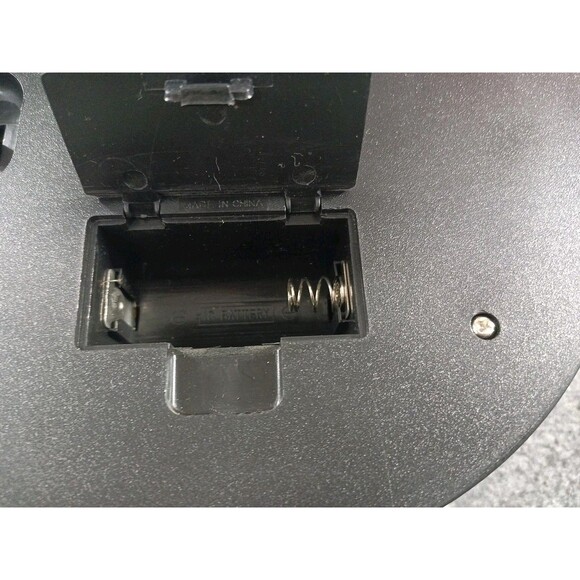 Chrome Alarm Clock Silver Retro Alarm Clock Battery Operated Analog Desktop Wall - Picture 4 of 5